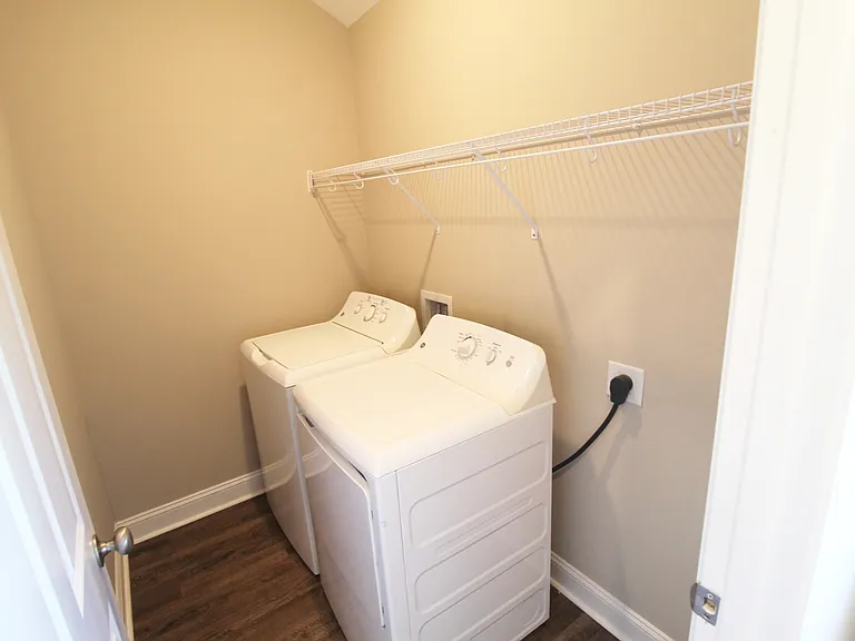 102 Waybill Cir — Photo 8