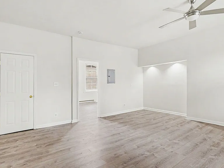 117 West Saratoga Street — Photo 7