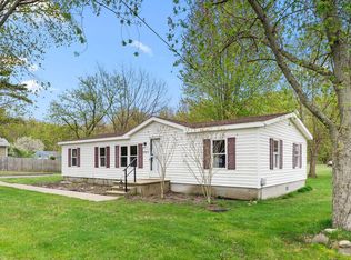 8760 East Rd, Three Oaks, MI 49128