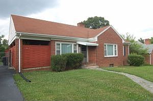1st image of 3413 Bunker Hill Dr