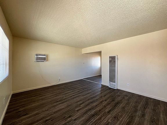 5th image of 213 N 3rd Ave APT 20