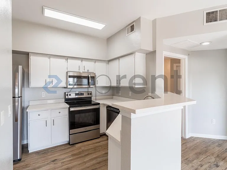 2320 Gracy Farms Ln #823 — Photo 20