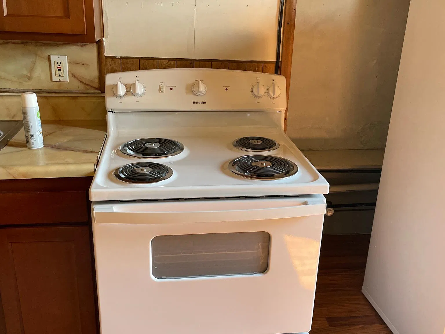 1 bed, 900 sqft, $600 — Photo 2