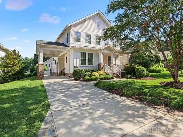 163 N Canterbury Rd, Charlotte, NC 28211