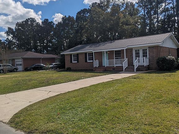 2nd image of 12 Berkshire Drive