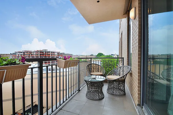 Sold by Corcoran | media 11