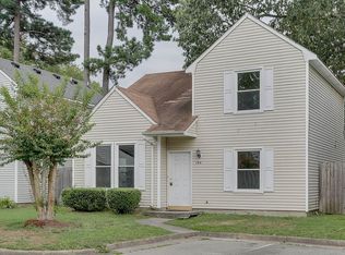 194 Old Bridge Rd, Newport News, VA 23608