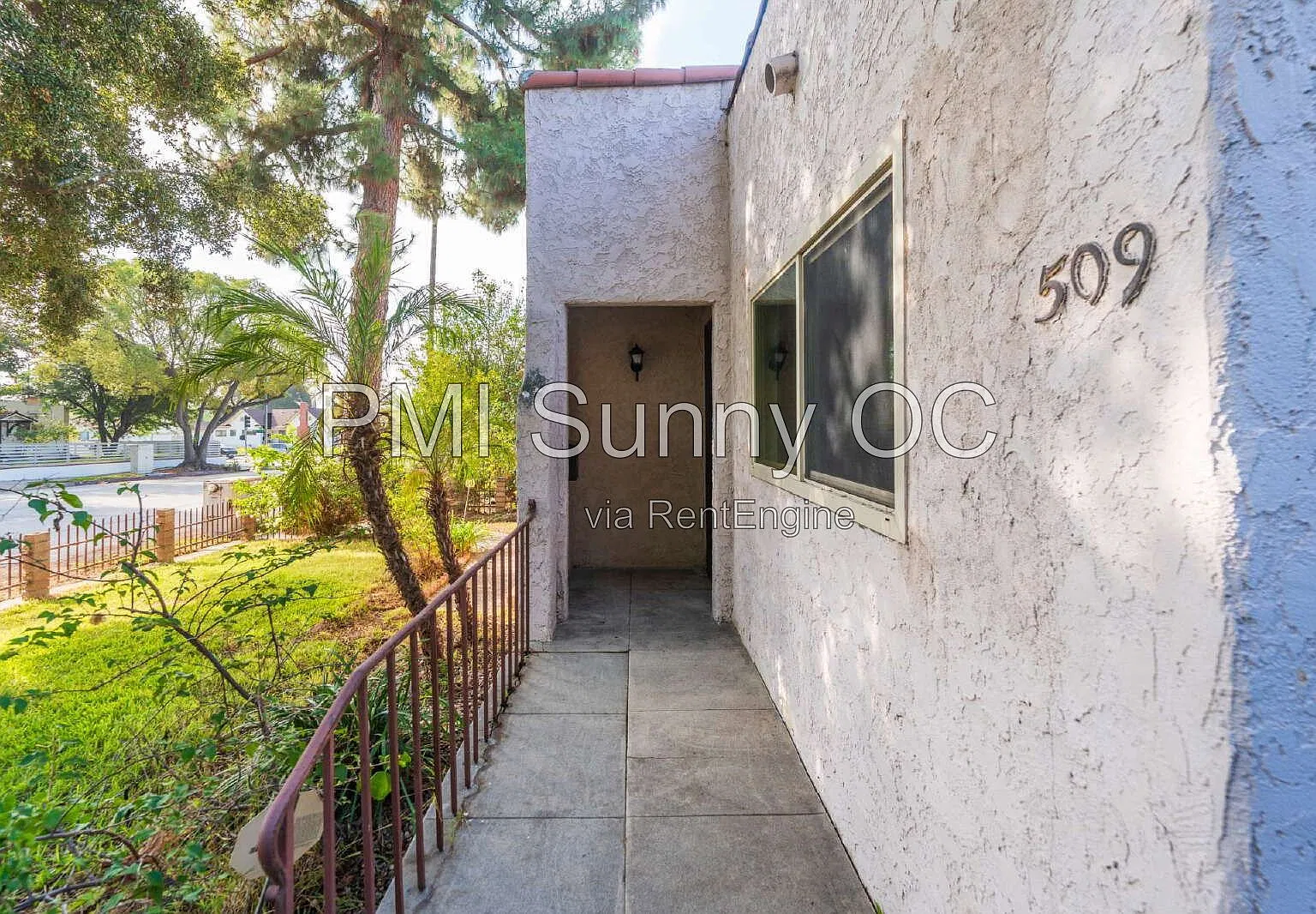 1 bed, 1.0 bath, 750 sqft, $2,200 — Photo 3