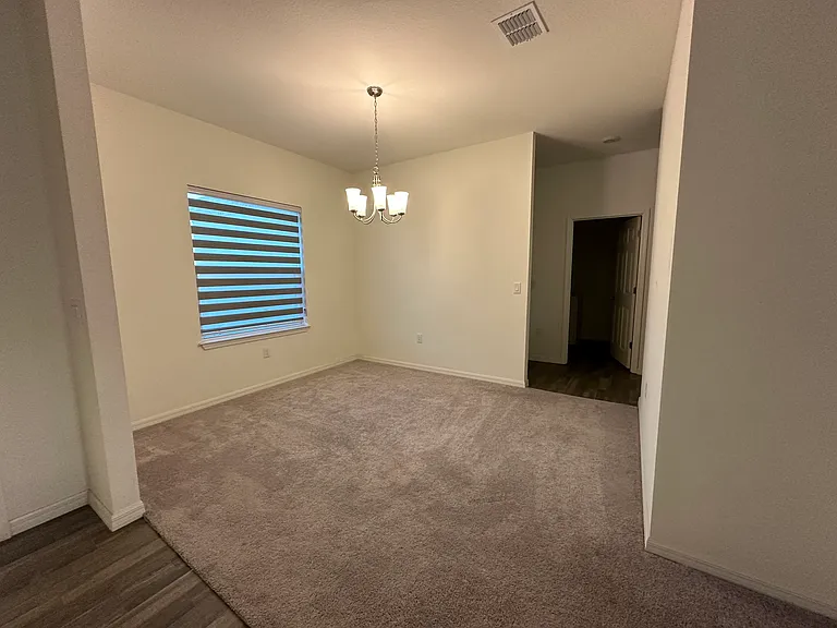 9750 SW 42nd Ave — Photo 5