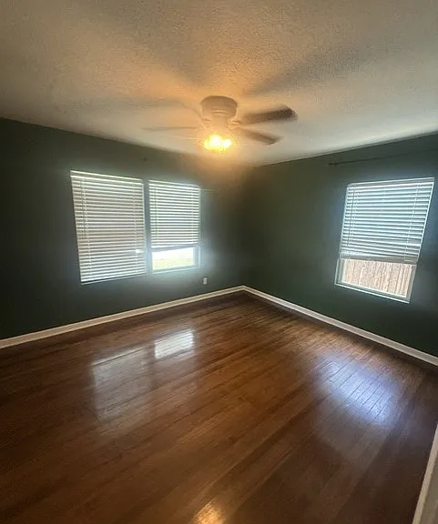 1809 Merriman Ave — Photo 10