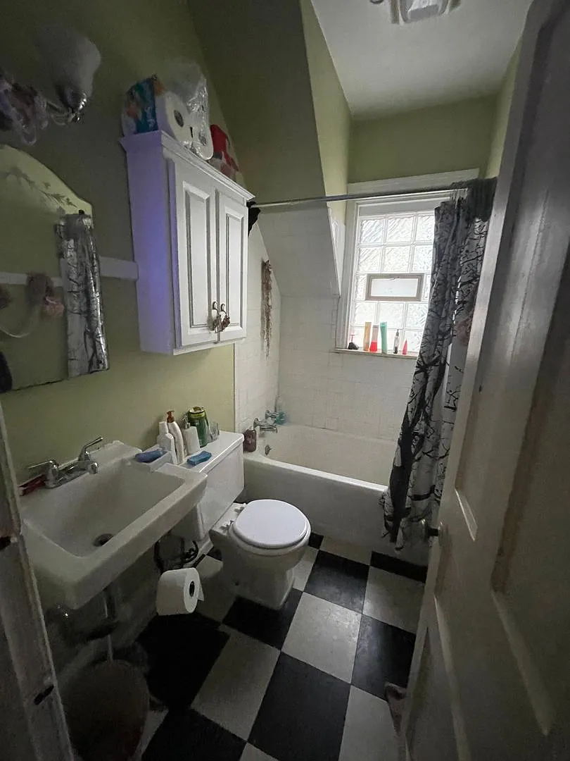 2849 N Pierce St — Photo 3