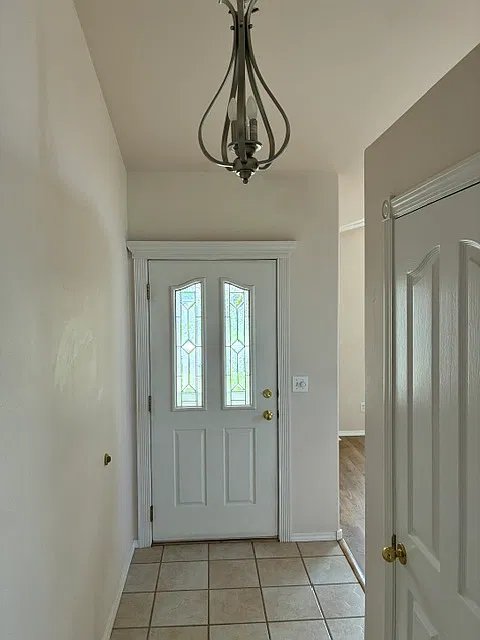 2 bed, 1240 sqft, $1,800 — Photo 2