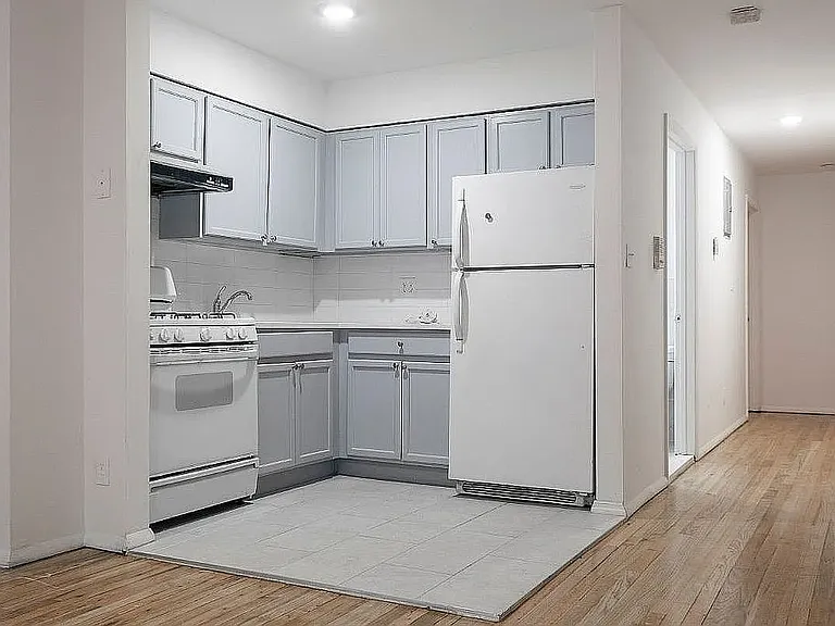 72 Maspeth Ave #1 — Photo 2