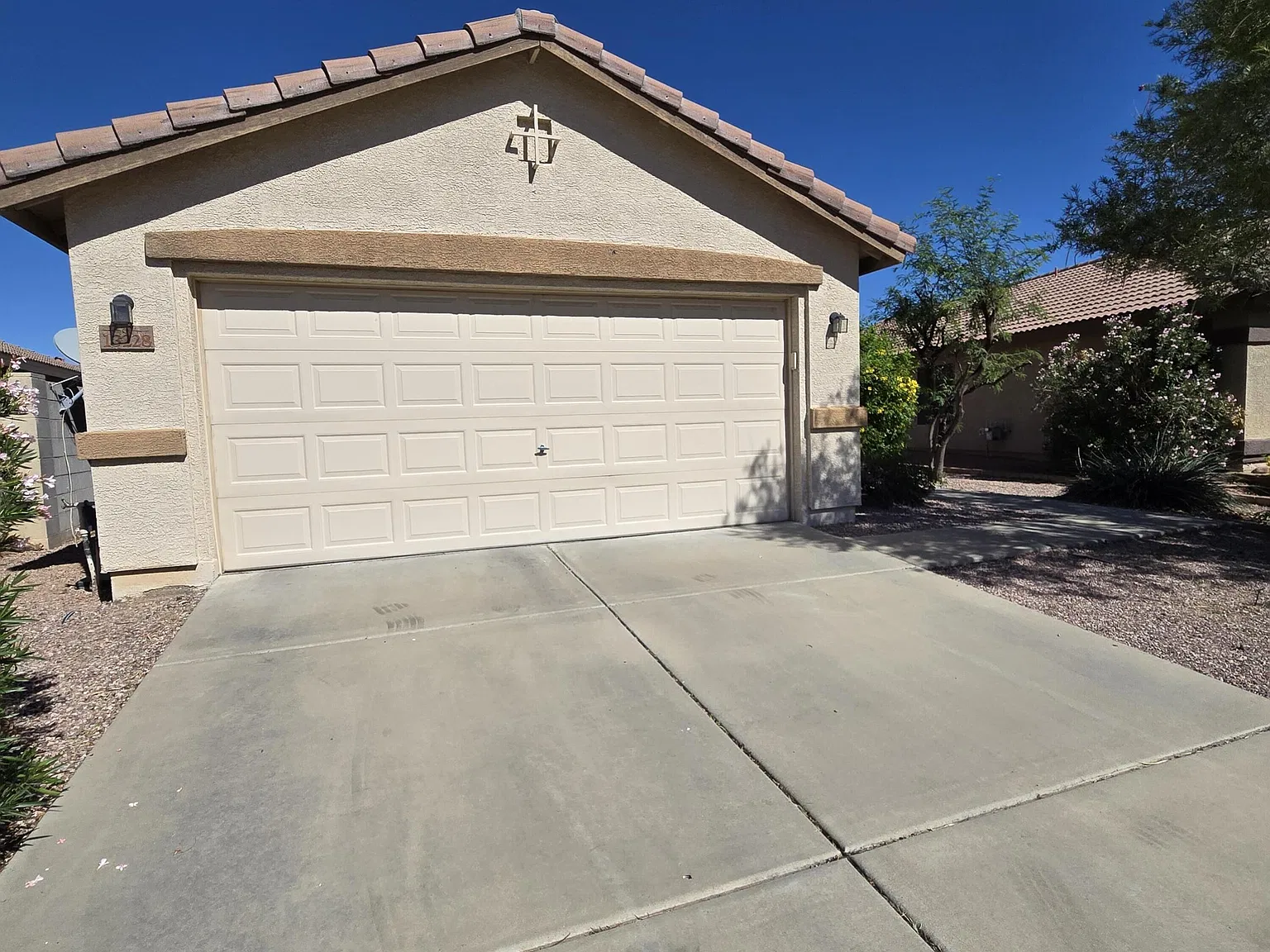 3 bed, 2.0 bath, 1204 sqft, $1,850 — Photo 3