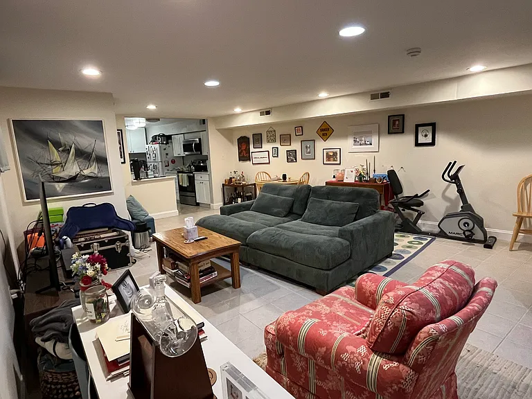 1956 Calvert St NW #1 — Photo 4