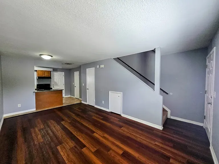 37218 Majestic Oak Ct #37218 — Photo 9