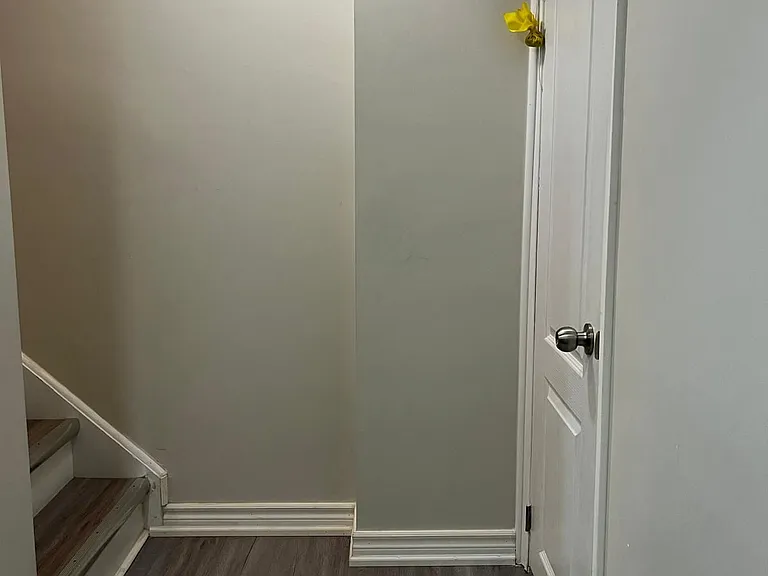25 Haverhill Cres — Photo 13