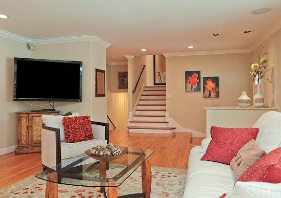 2nd image of 897 Ithaca Ave