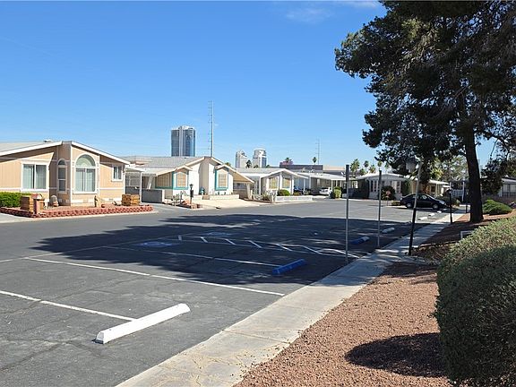 4th image of 4633 Royal Ridge Blvd