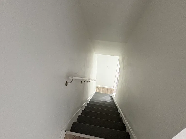 617 Pine Hill St #1 — Photo 19