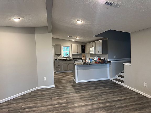 2nd image of 2641 Slate Branch Rd