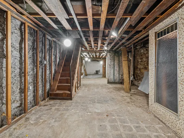 1433 Union Street image 14 of 18