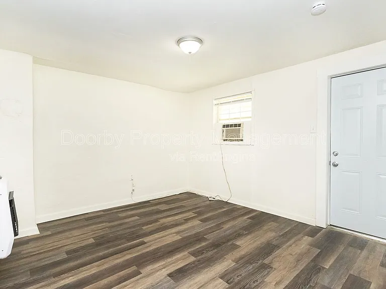 417 N Hawthorne St #419 — Photo 4