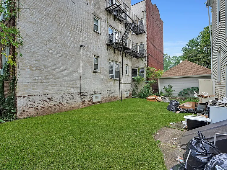 706 Chestnut St — Photo 17