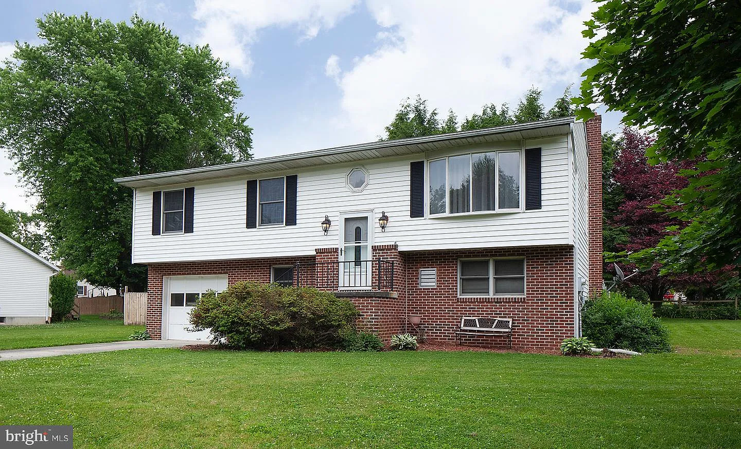 11 Raspberry Dr photo 1