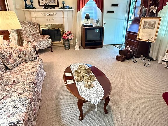 5th image of 1004 Seng Ave