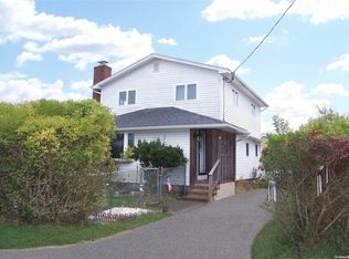 4 Quail Rd, Mastic Beach, NY 11951