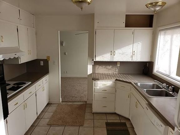 4th image of 1612 Kearney St