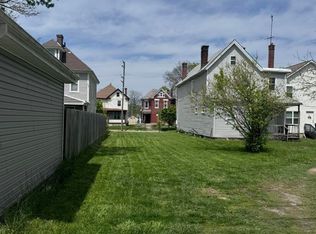 879 E Livingston Ave, Columbus, OH 43206