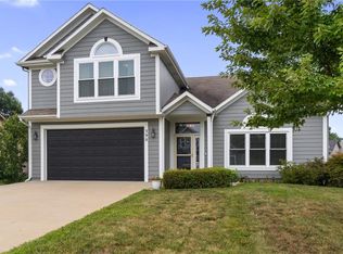 390 N Pine St, Gardner, KS 66030