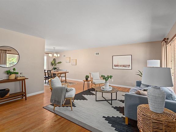 2nd image of 2518 Wembley Dr