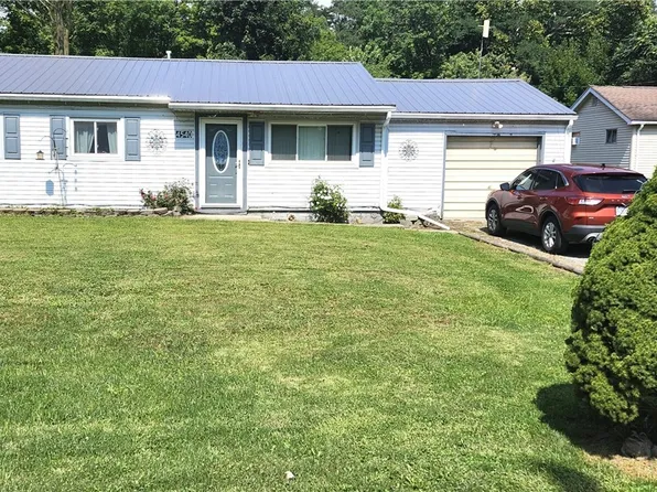 4540 Mahoning Dr, Newton Falls, OH 44444