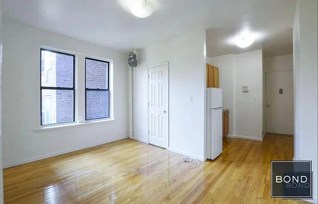 Rented by Bond New York | media 5