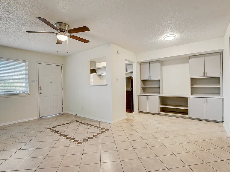 Highpoint North — Photo 24