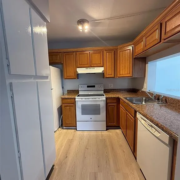 1223 S Pine Ridge Cir #23 — Photo 8