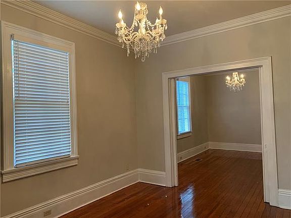 4th image of 915 Dublin St