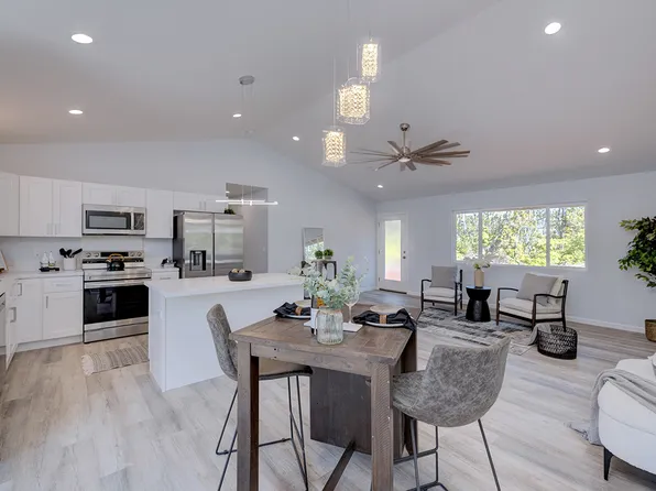 11-3114 Anuhea St, Volcano, HI 96785