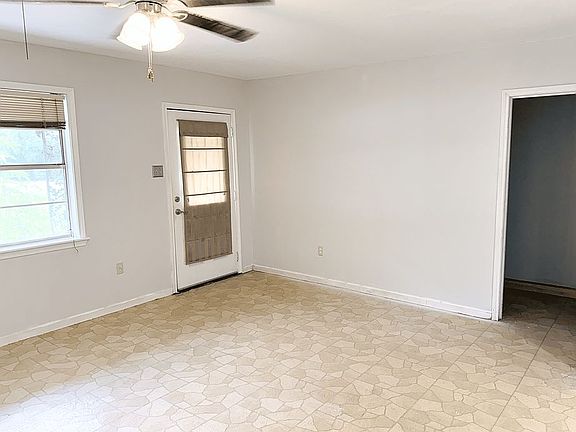 2nd image of 5341 North St
