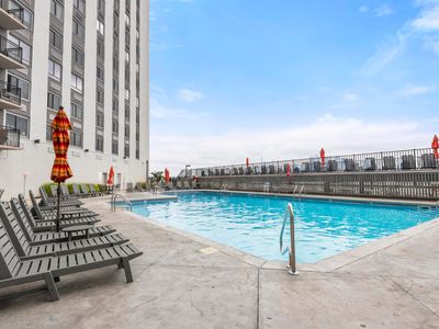 100 Manhattan Ave APT 904, Union City, NJ, 07087