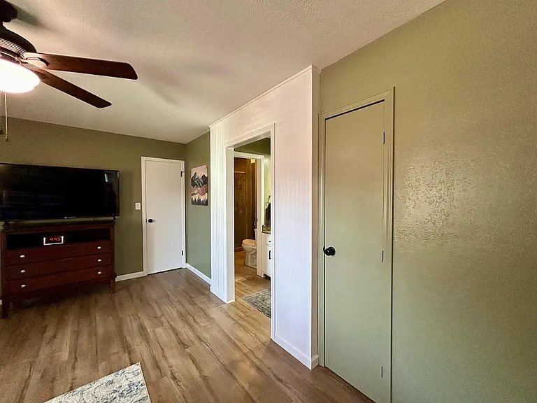 2505 Franklin Dr — Photo 18