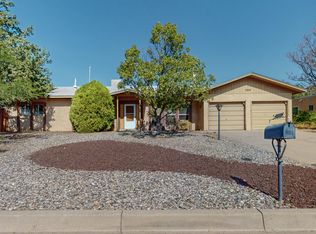 705 Las Marias Dr SE, Rio Rancho, NM 87124