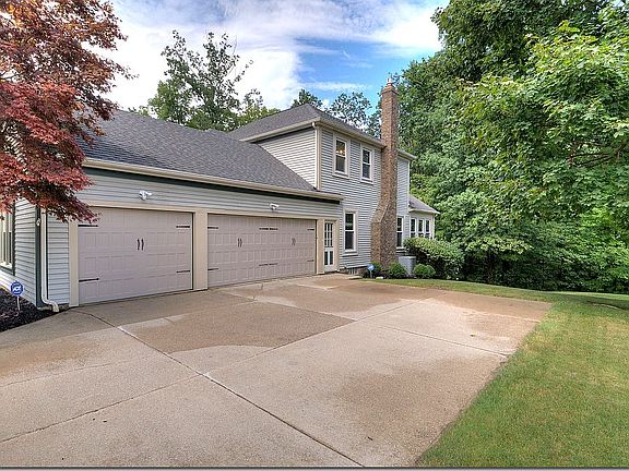 Three-Car Garage