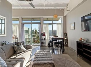 2401 E 6th St #32, Austin, TX 78702