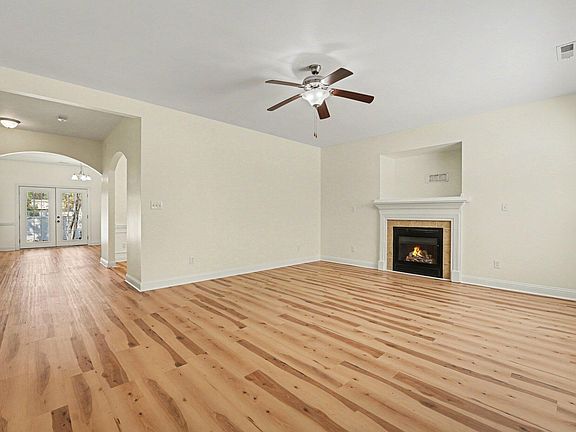 4th image of 5928 Kindley Dr