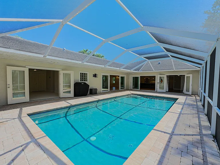 606 Owl Way — Photo 37