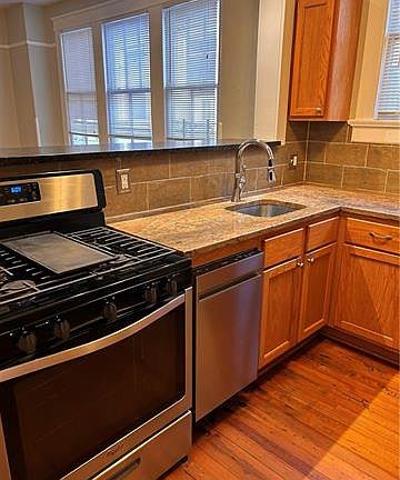 5th image of 7528 Plum St